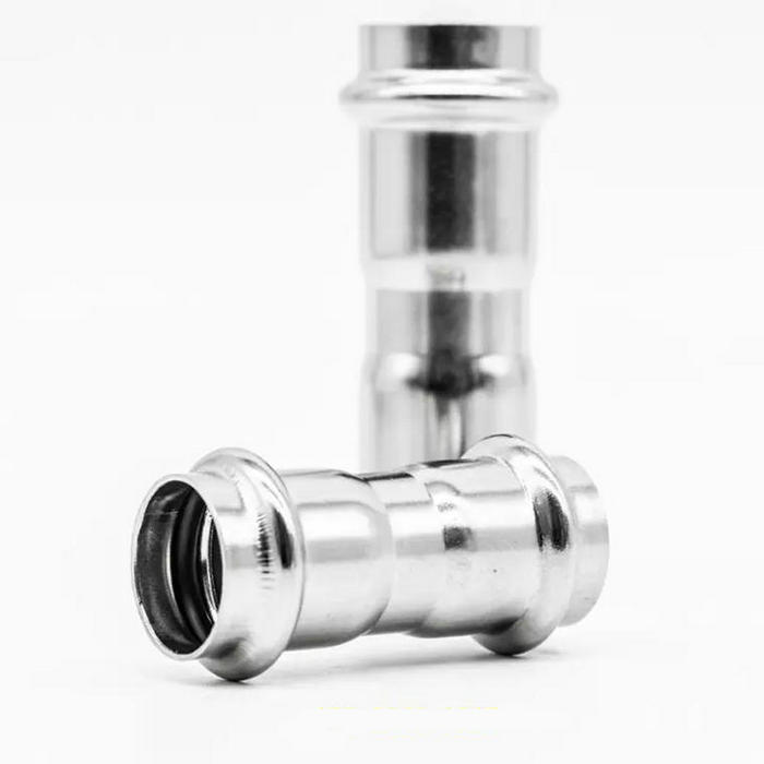 卡压式不锈钢管件：等径对接头