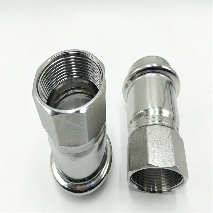 卡压式不锈钢管件：内螺纹转换接头
